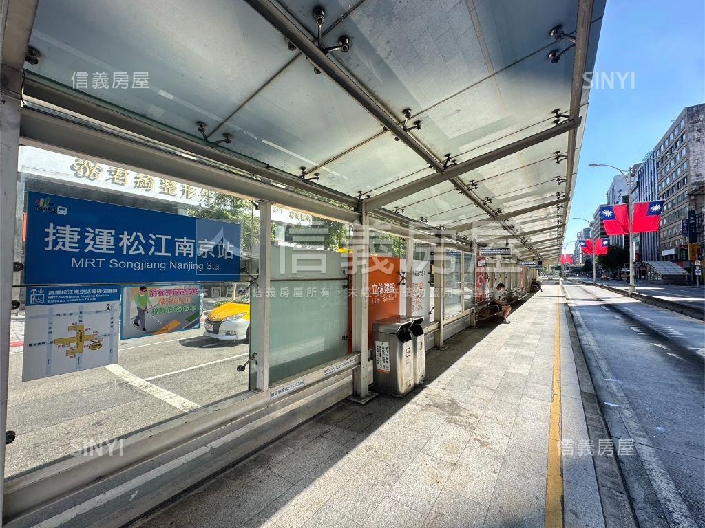 新☆捷運松江南京電梯三房房屋室內格局與周邊環境