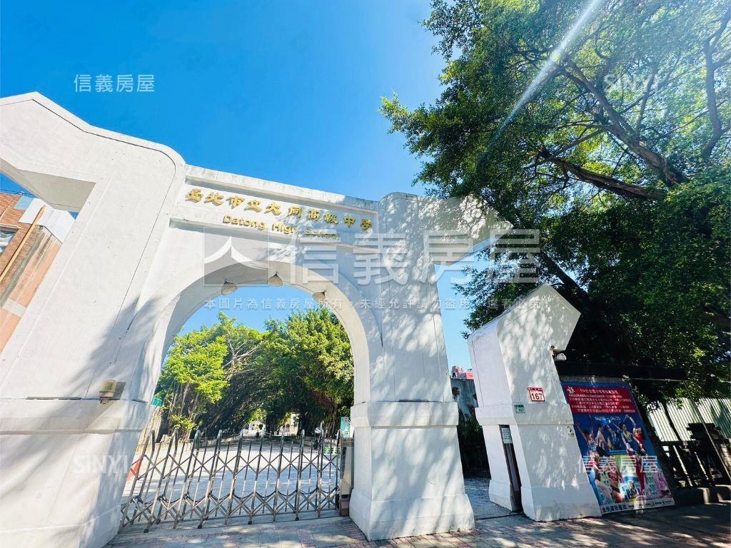 捷運松江南京☆電梯三房房屋室內格局與周邊環境