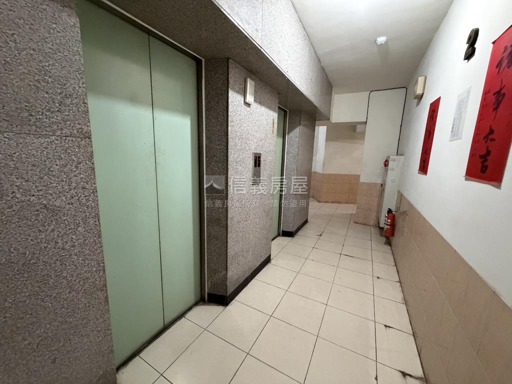 中國龍。收租套房２Ａ房屋室內格局與周邊環境