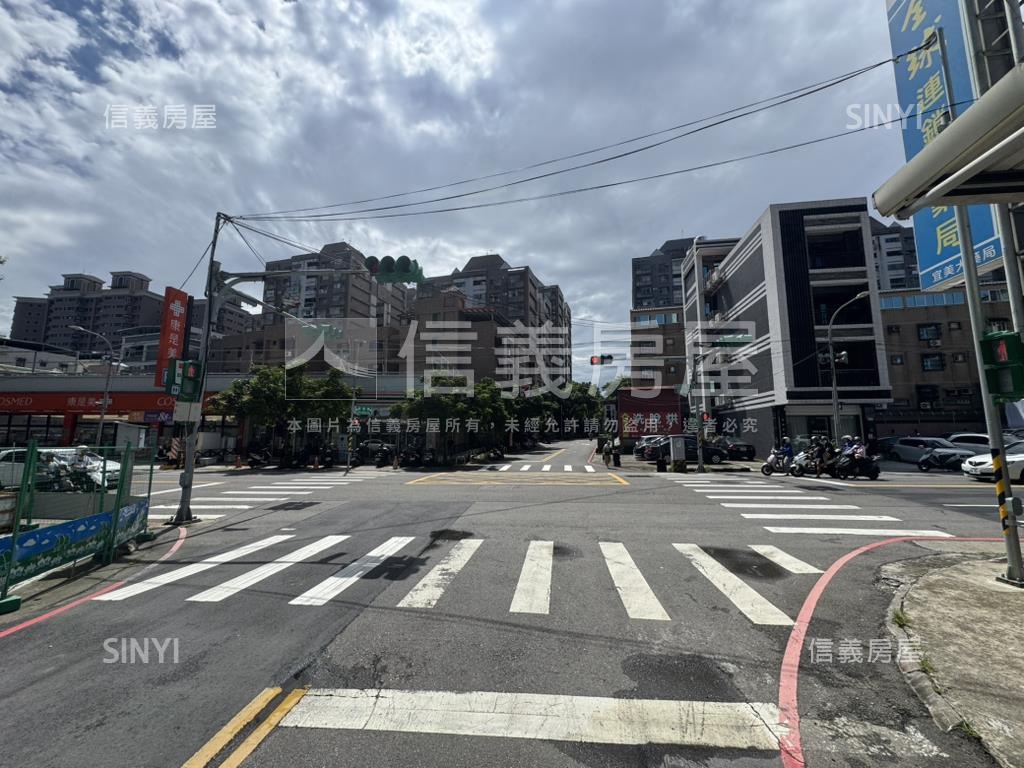 內壢｜昭揚大耀雙車位房屋室內格局與周邊環境