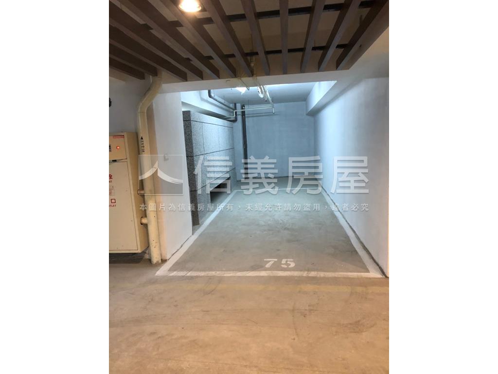 小品川邊間２房＋坡平車位房屋室內格局與周邊環境