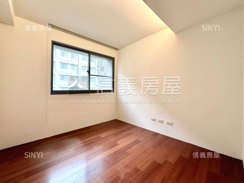 大隱琉璃朝西南視野四房房屋室內格局與周邊環境