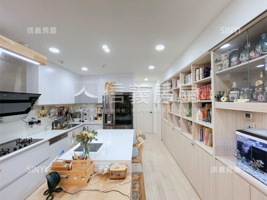 先看這間！裝潢美合群新城房屋室內格局與周邊環境