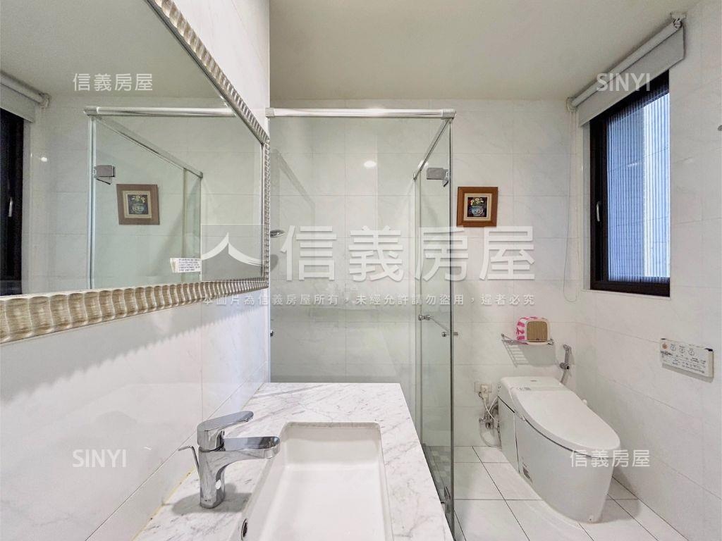 近東園培英實木裝潢美屋房屋室內格局與周邊環境