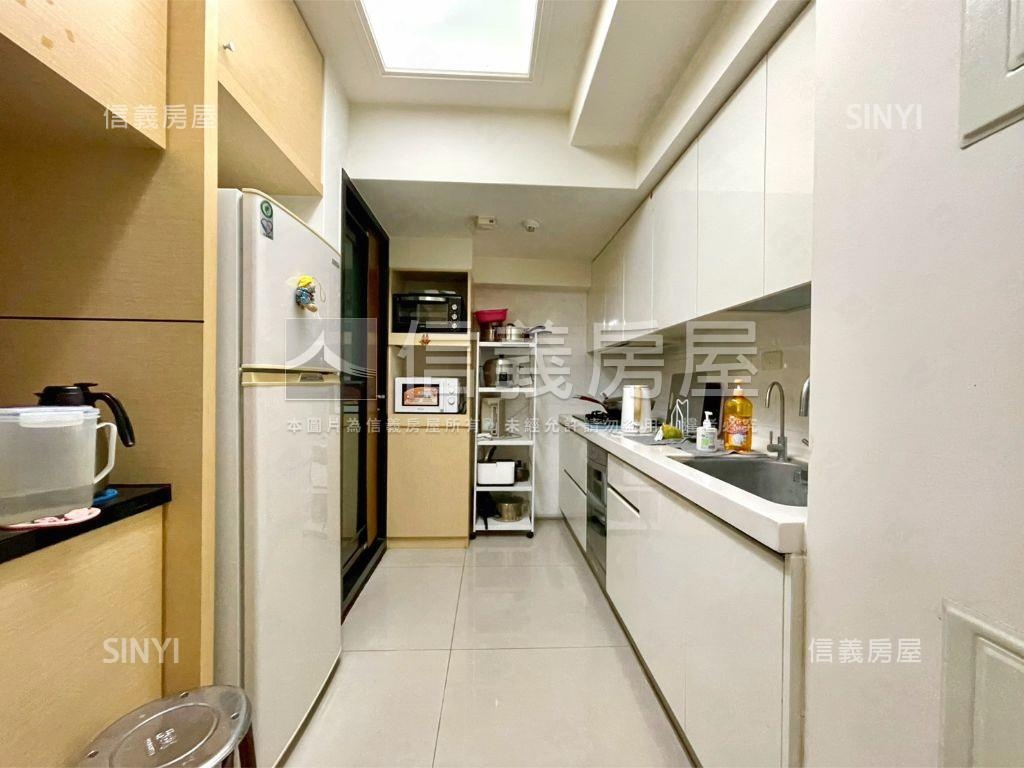 左營漢神ＤＣ兩房平車房屋室內格局與周邊環境