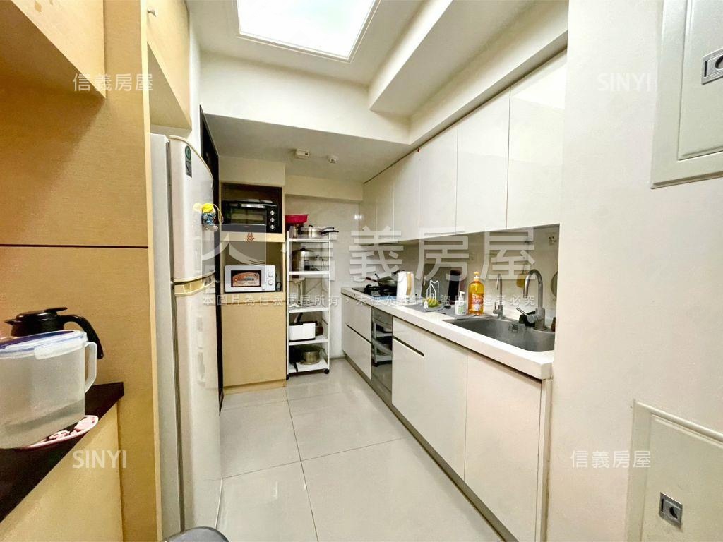 左營漢神ＤＣ兩房平車房屋室內格局與周邊環境