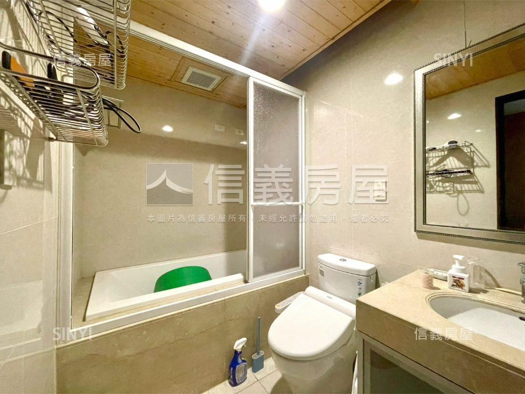 左營漢神ＤＣ兩房平車房屋室內格局與周邊環境