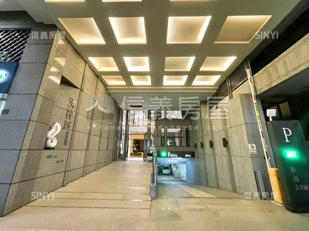 左營漢神ＤＣ兩房平車房屋室內格局與周邊環境