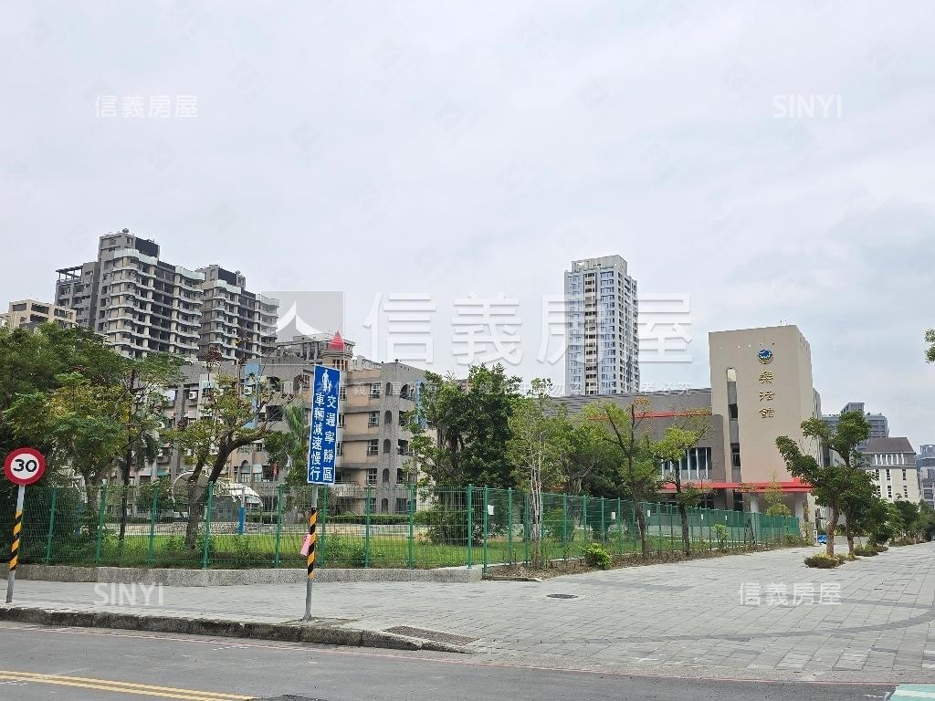 家泰家悅邊間雙層店面房屋室內格局與周邊環境