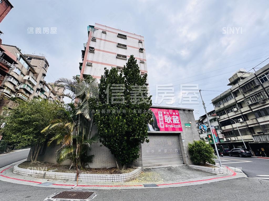 ２１６８買文山區三房房屋室內格局與周邊環境