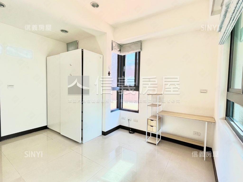 【一八行館】校園景觀４房房屋室內格局與周邊環境