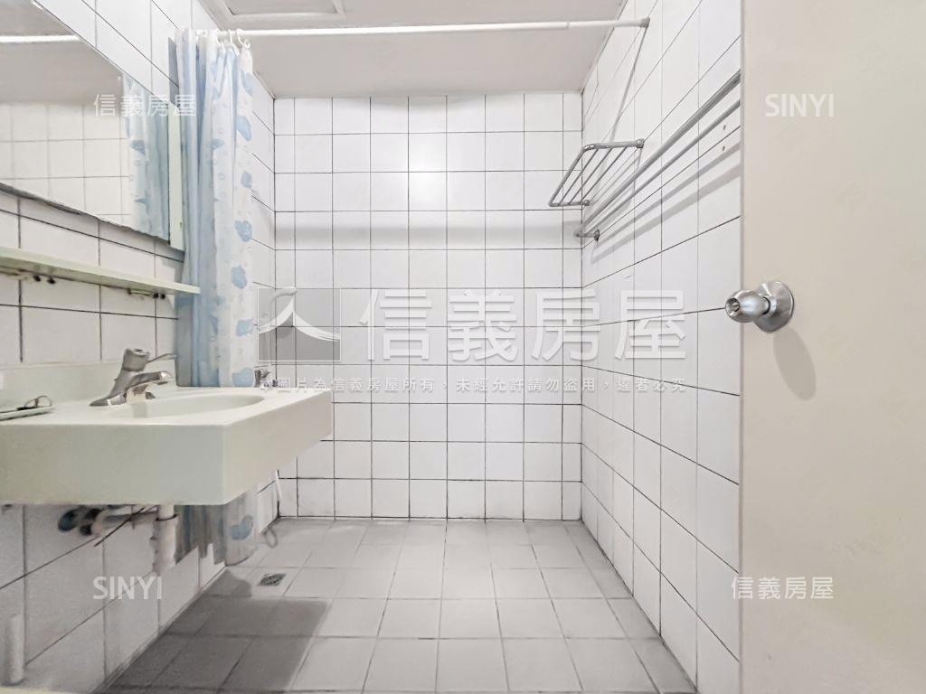 茄苳華城Ａ棟山景房屋室內格局與周邊環境