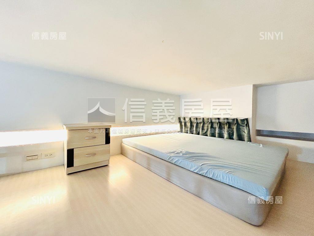 時尚挑高阿摩２房屋室內格局與周邊環境