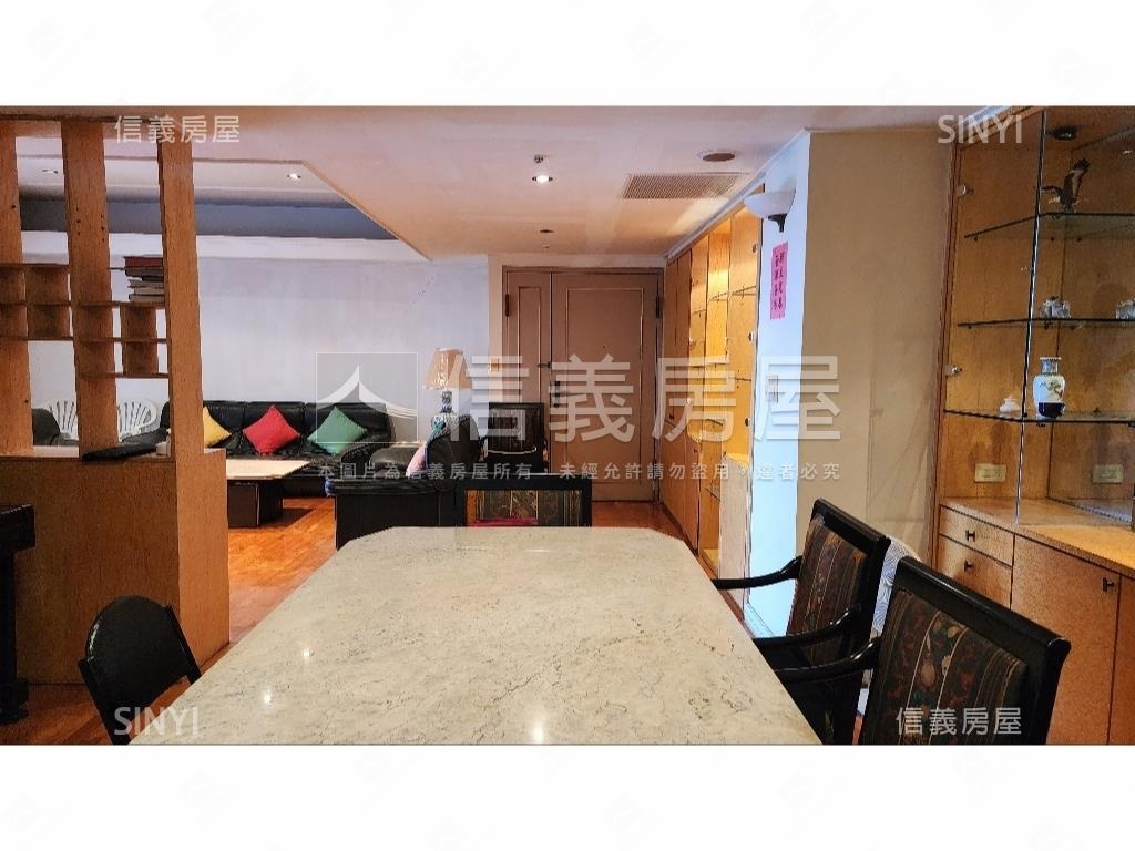 東帝士花園廣場房屋室內格局與周邊環境