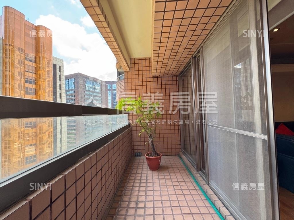 東帝士花園廣場房屋室內格局與周邊環境
