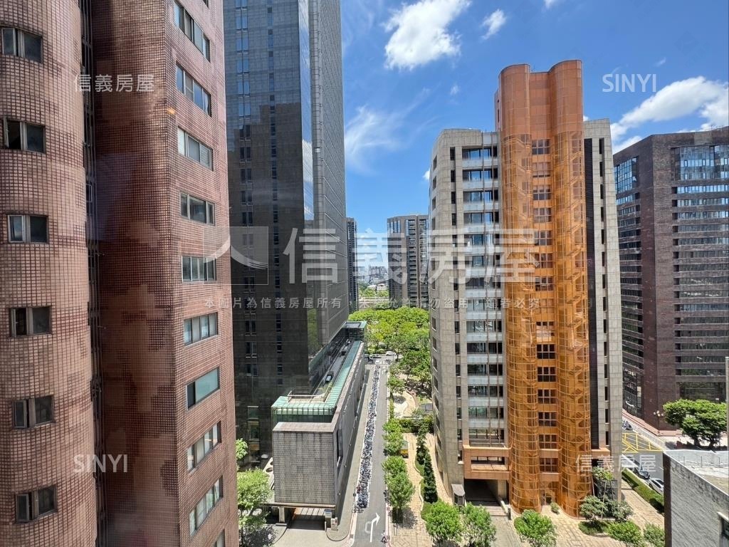 東帝士花園廣場房屋室內格局與周邊環境