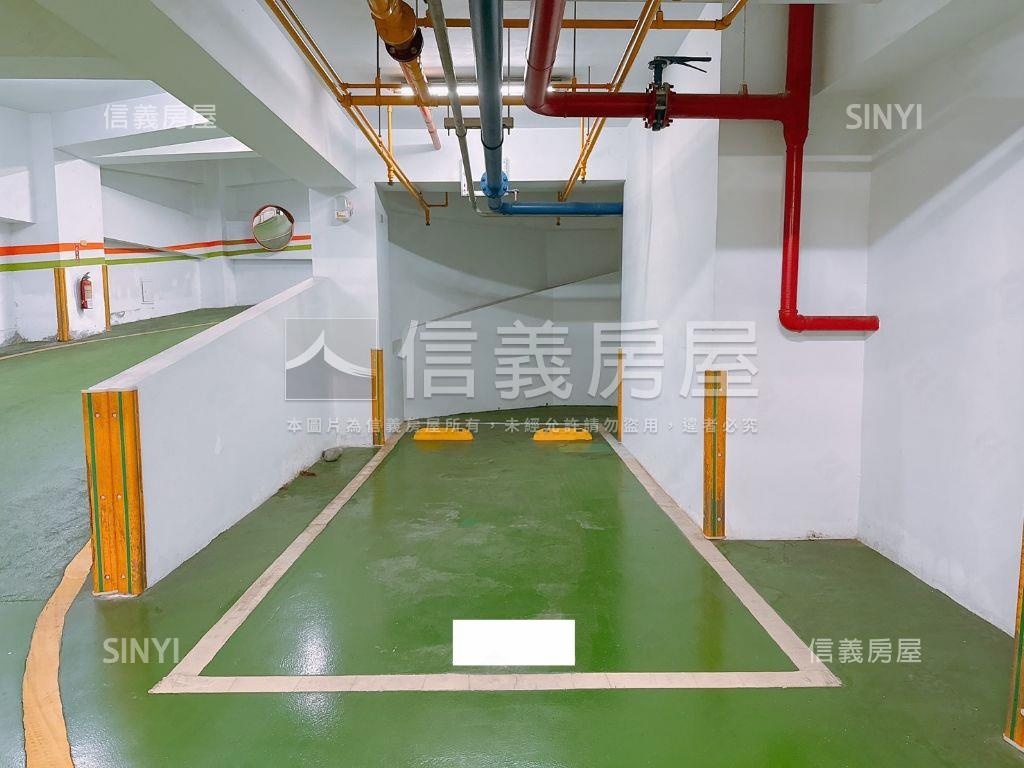 愛河首排水悅四房平車房屋室內格局與周邊環境