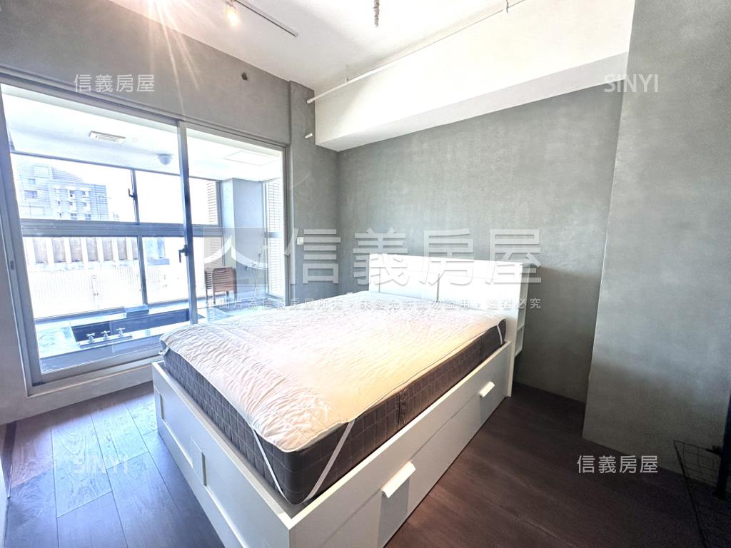 天泉高樓河岸景觀溫泉屋房屋室內格局與周邊環境