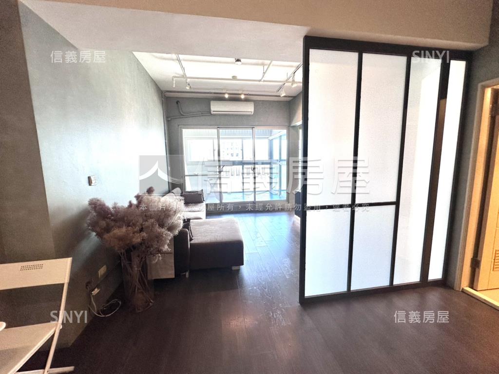 天泉高樓河岸景觀溫泉屋房屋室內格局與周邊環境