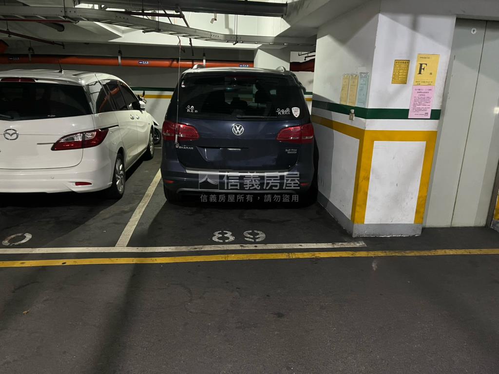 碧瑤Ｃ區大平車位房屋室內格局與周邊環境