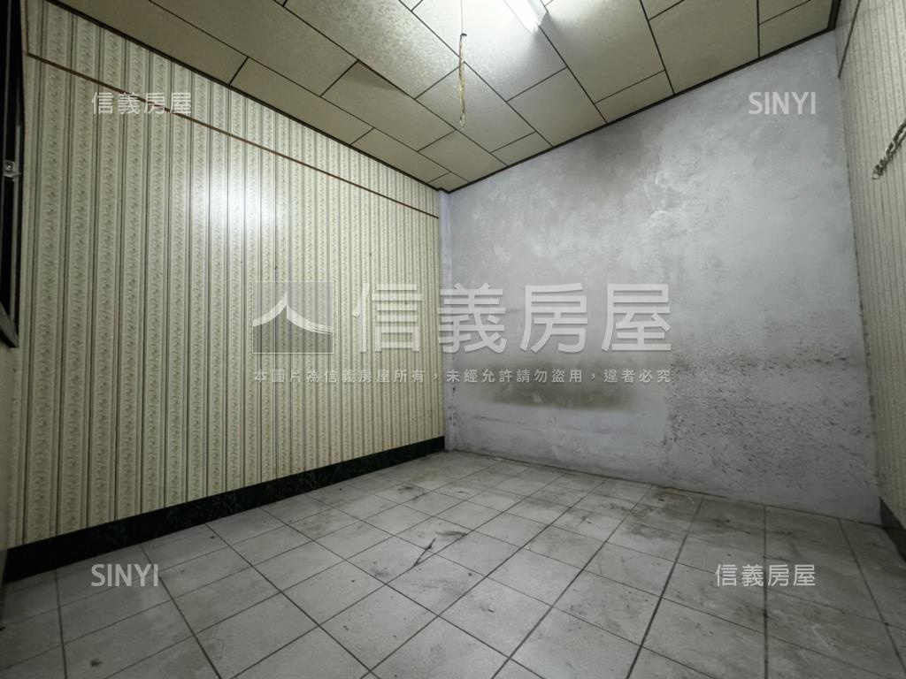 新平路三段金透店房屋室內格局與周邊環境