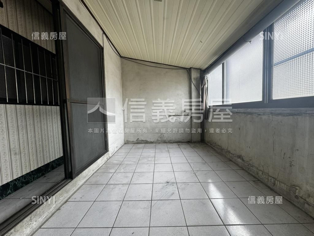 新平路三段金透店房屋室內格局與周邊環境