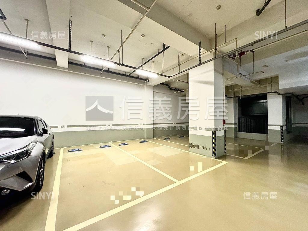 晴耕雨讀三房附雙平車位房屋室內格局與周邊環境