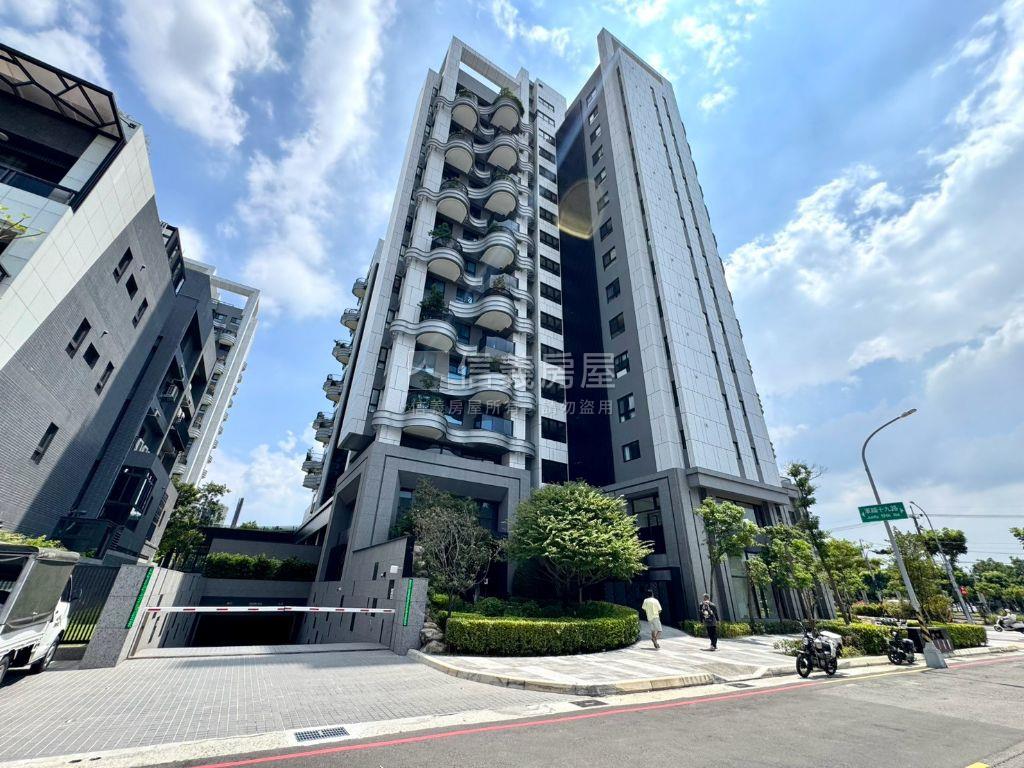 酷Ｕ雋朝南高樓四房雙平車房屋室內格局與周邊環境
