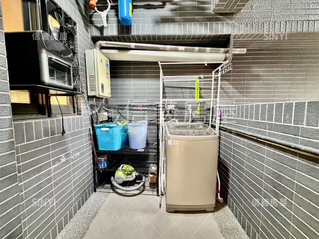 新文山精緻方正兩房車位房屋室內格局與周邊環境