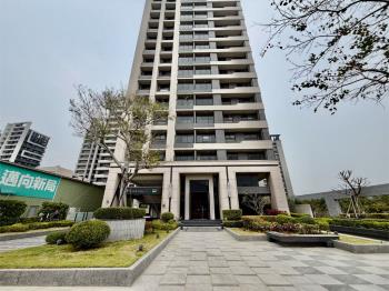 新文山精緻方正兩房車位