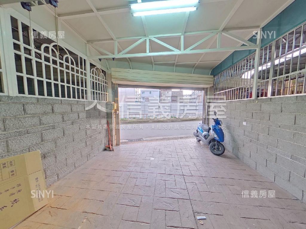 南亞前後臨路採光別墅房屋室內格局與周邊環境