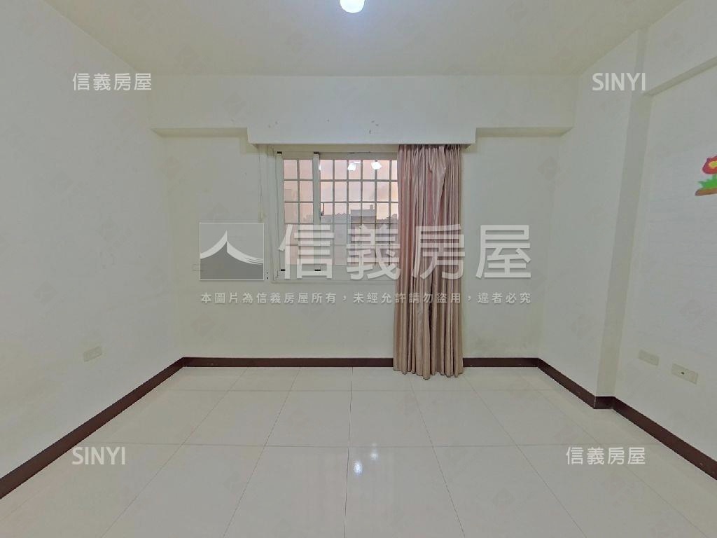 南亞前後臨路採光別墅房屋室內格局與周邊環境