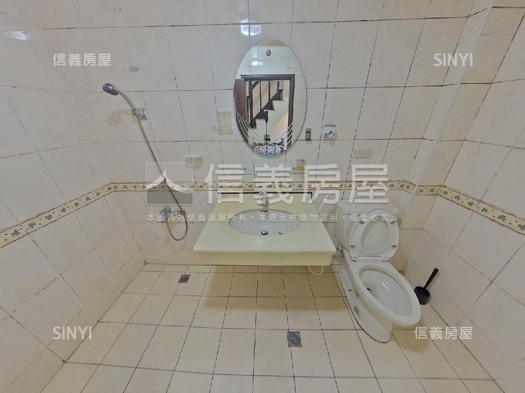 南亞前後臨路採光別墅房屋室內格局與周邊環境