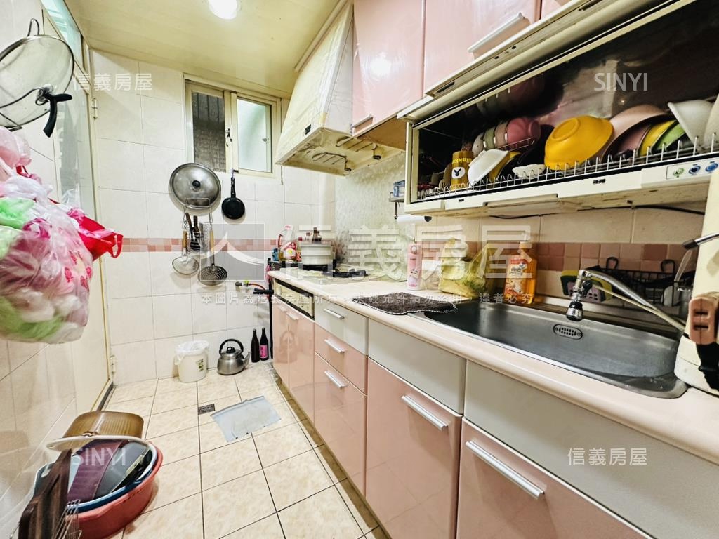 千歲街大空間三房房屋室內格局與周邊環境