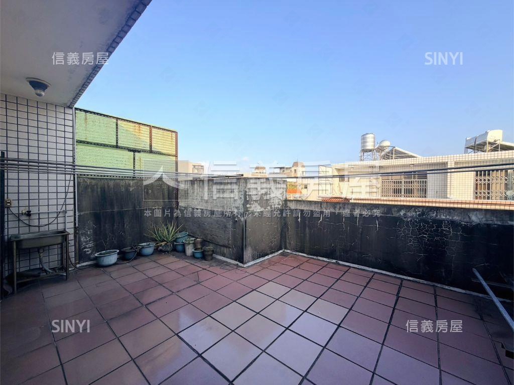 低總價新興路透天房屋室內格局與周邊環境