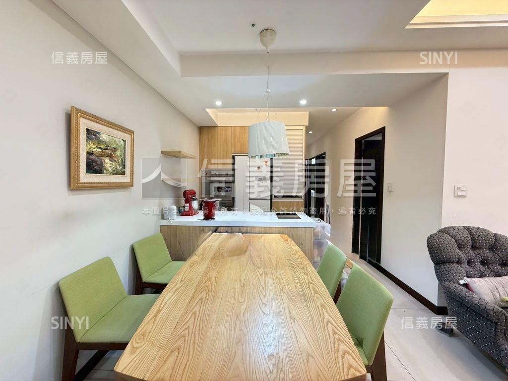 峰華苑視野大三房房屋室內格局與周邊環境