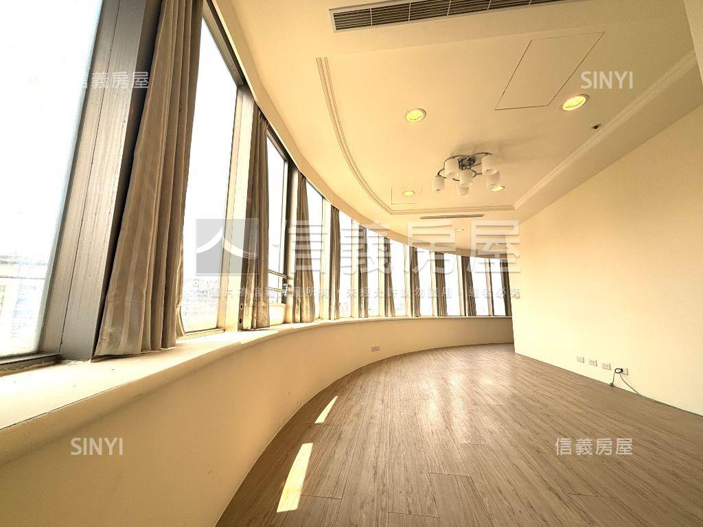 大空間商辦房屋室內格局與周邊環境