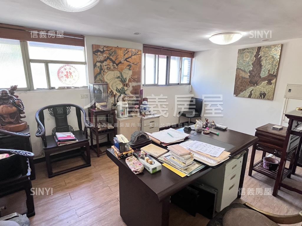 中路近文山國小優質透店房屋室內格局與周邊環境