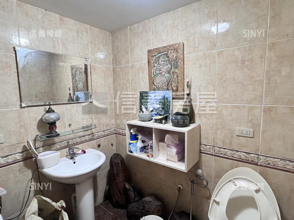 中路近文山國小優質透店房屋室內格局與周邊環境