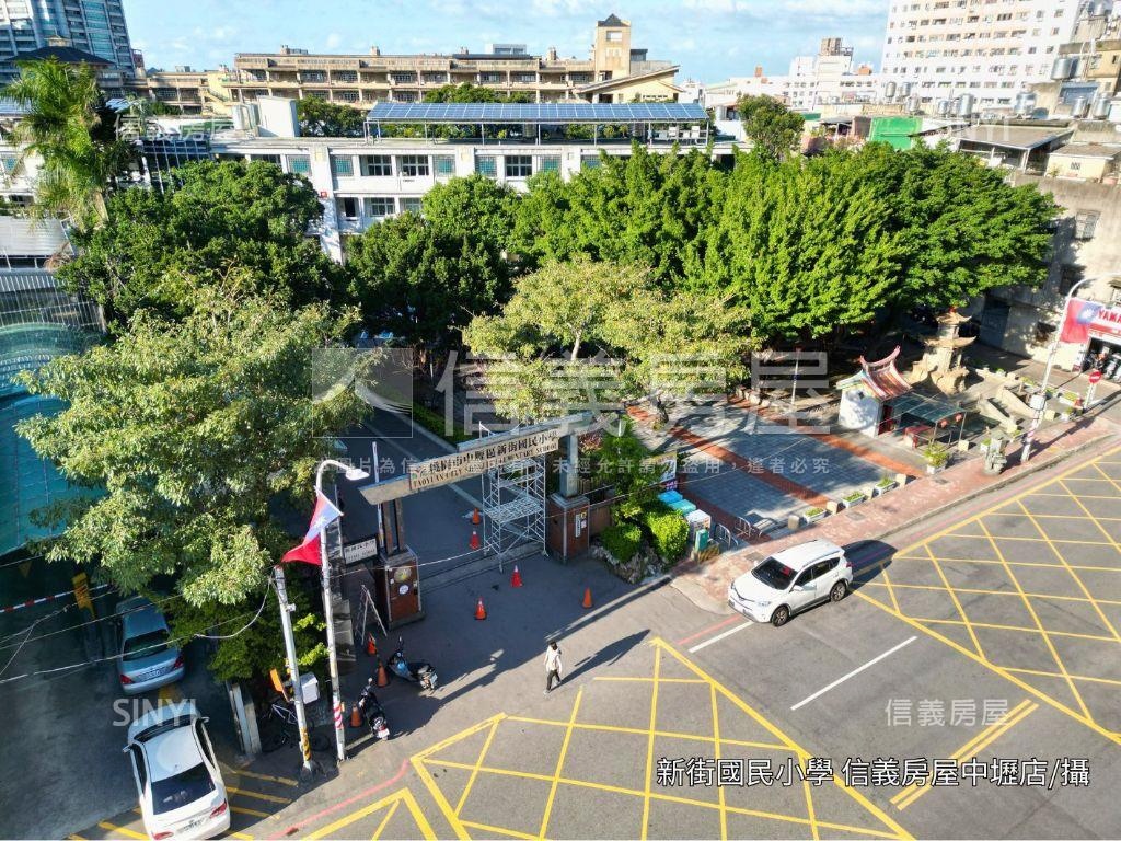 近Ａ２２隔套收租金店面房屋室內格局與周邊環境