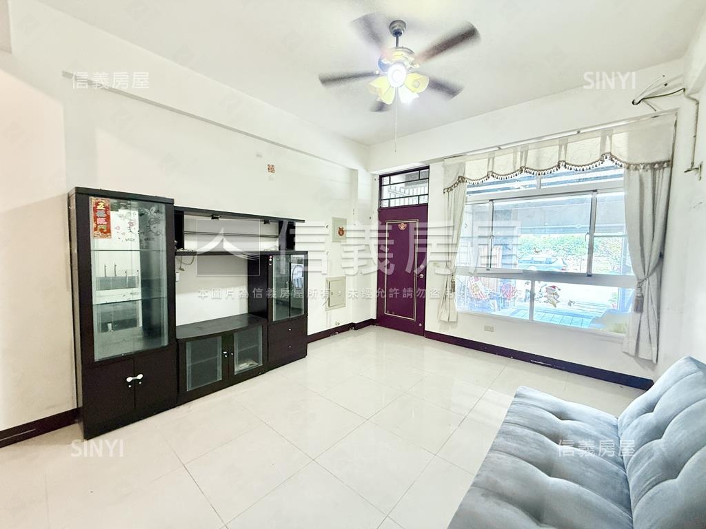 小港臨路質感車墅房屋室內格局與周邊環境