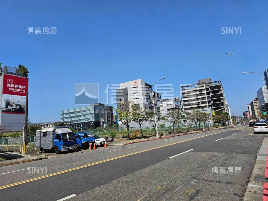 內科企業總部千坪土地房屋室內格局與周邊環境