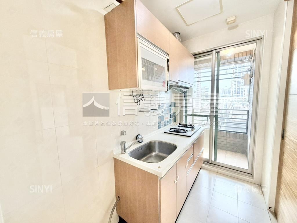 薈館藍天房屋室內格局與周邊環境