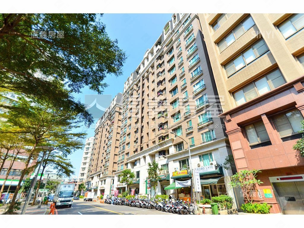 薈館藍天房屋室內格局與周邊環境