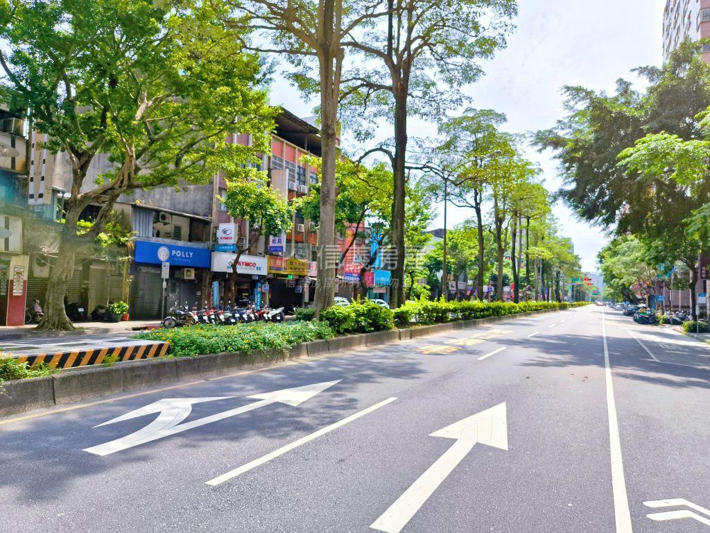 永吉路稀有大土持透天房屋室內格局與周邊環境