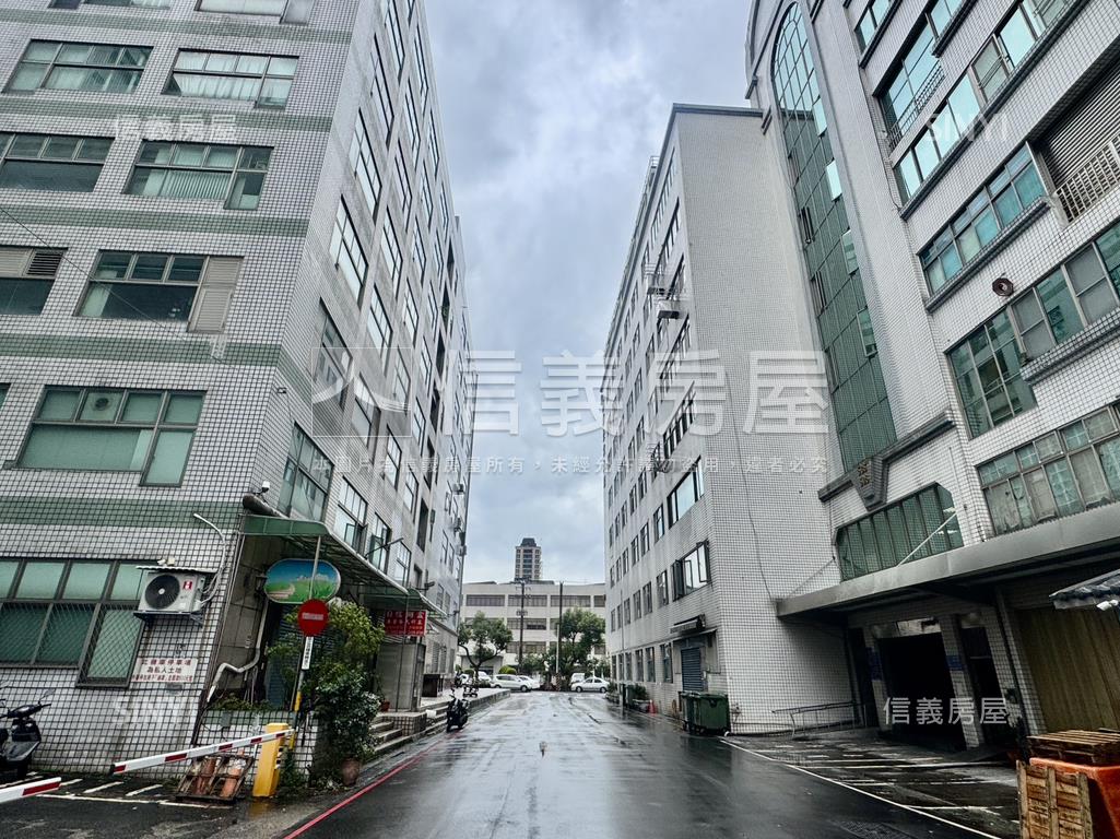 國際企業天廈邊間廠辦房屋室內格局與周邊環境