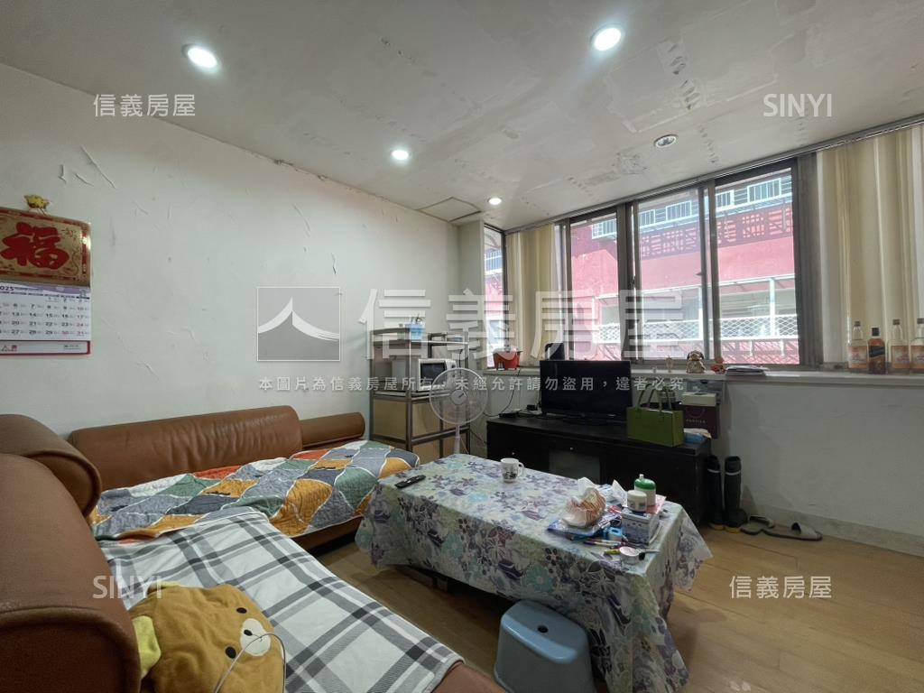 近麟光捷運稀有低總價兩房房屋室內格局與周邊環境