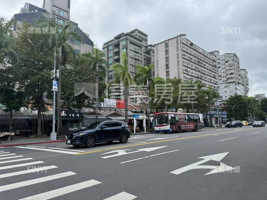 黃金捷運店面珠寶盒房屋室內格局與周邊環境