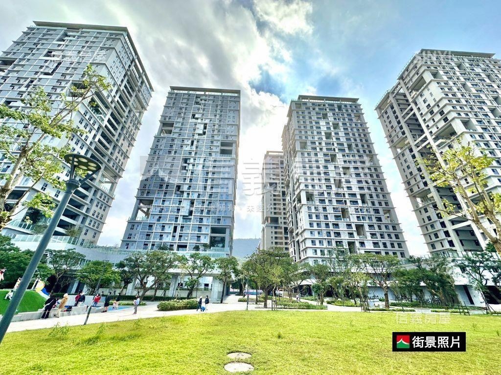 南港花園三房雙衛電梯美邸房屋室內格局與周邊環境