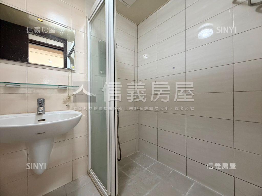 誠售！鼎山高樓大兩房房屋室內格局與周邊環境